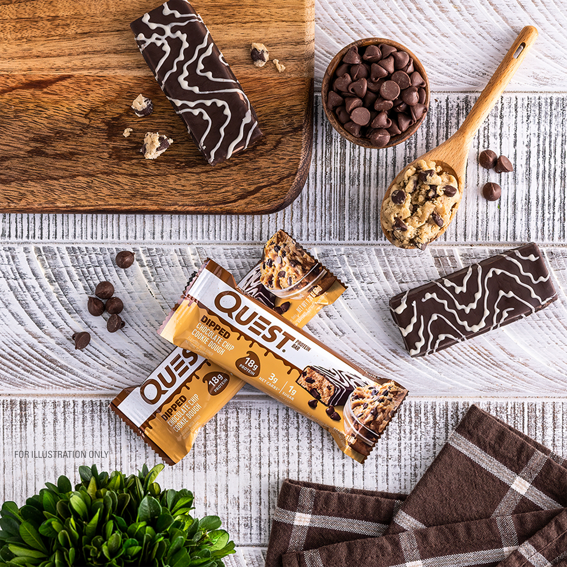 dipped-chocolate-chip-cookie-dough-protein-bar-o5 qst-012268_dipped-chocolate-chip-cookie-dough-protein-bar_7.png